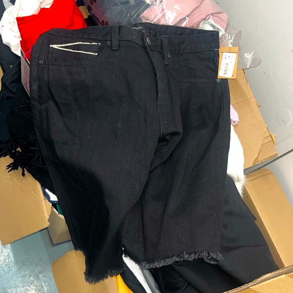 **** JEAN****SHORTS 🩳   **** - Picture 1 of 3